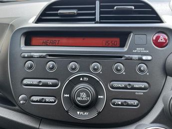 HONDA JAZZ 1.4 i-VTEC ES Plus