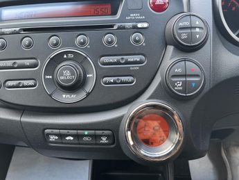 HONDA JAZZ 1.4 i-VTEC ES Plus