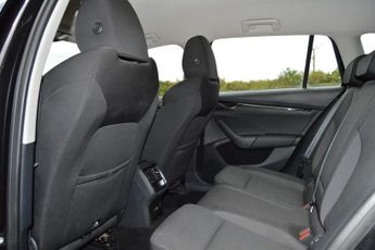SKODA OCTAVIA 1.0 TSI e-TEC MHEV SE First Edition