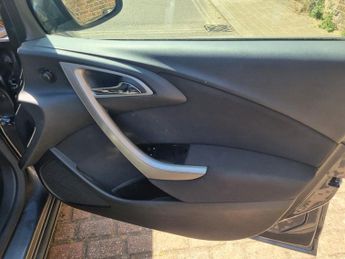 VAUXHALL ASTRA 1.6 16v Exclusiv