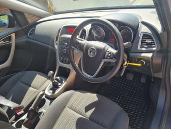 VAUXHALL ASTRA 1.6 16v Exclusiv