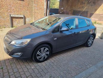 VAUXHALL ASTRA 1.6 16v Exclusiv