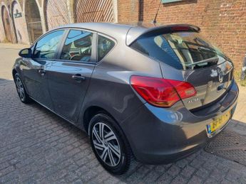 VAUXHALL ASTRA 1.6 16v Exclusiv