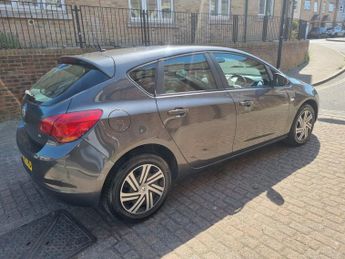 VAUXHALL ASTRA 1.6 16v Exclusiv