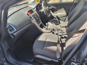 VAUXHALL ASTRA 1.6 16v Exclusiv