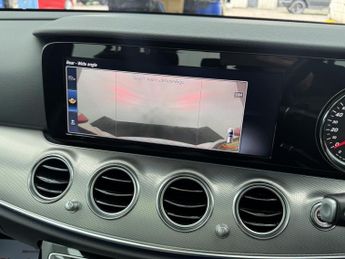 MERCEDES-BENZ E CLASS 2.0 E220d SE