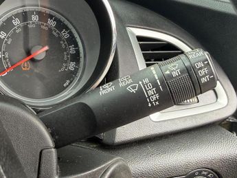 VAUXHALL ASTRA 1.4 16v SRi Euro 5 5dr
