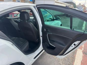 VAUXHALL INSIGNIA 2.0 CDTi ecoFLEX SRi VX Line Nav
