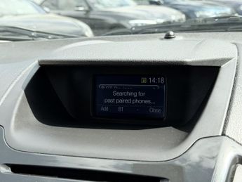 FORD ECOSPORT 1.0T EcoBoost Titanium
