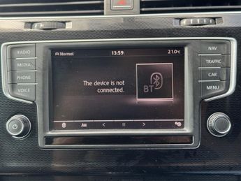 VOLKSWAGEN GOLF 2.0 TSI BlueMotion Tech GTI Performance