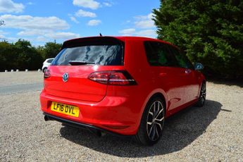 VOLKSWAGEN GOLF 2.0 TSI BlueMotion Tech GTI Performance