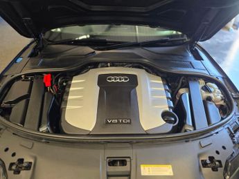 AUDI A8 LWB 4.2 TDI V8 SE Executive