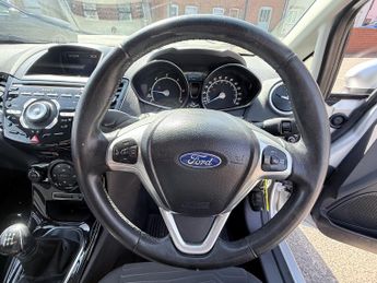 FORD FIESTA 1.5 TDCi Titanium