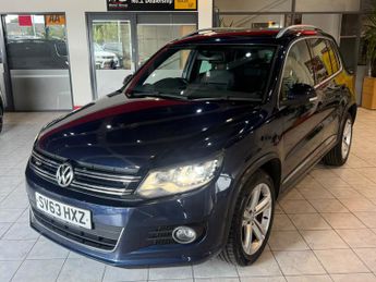 VOLKSWAGEN TIGUAN 2.0 TDI BlueMotion Tech R-Line