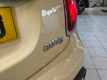 MINI HATCH 2.0 5-Door Hatch Cooper S Exclusive