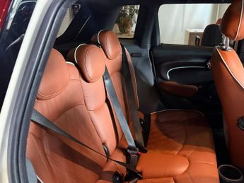 MINI HATCH 2.0 5-Door Hatch Cooper S Exclusive