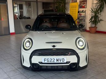 MINI HATCH 2.0 5-Door Hatch Cooper S Exclusive