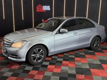 MERCEDES-BENZ C CLASS 2.1 C200 CDI BlueEfficiency Executive SE