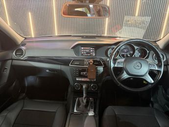 MERCEDES-BENZ C CLASS 2.1 C200 CDI BlueEfficiency Executive SE