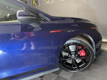 VOLKSWAGEN GOLF 2.0 TSI GTI Clubsport