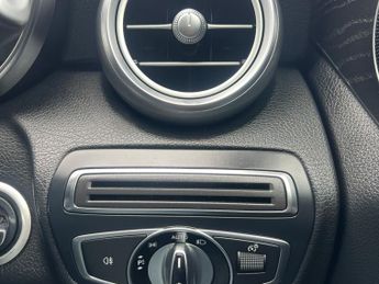 MERCEDES-BENZ C CLASS 2.1 C300dh AMG Line