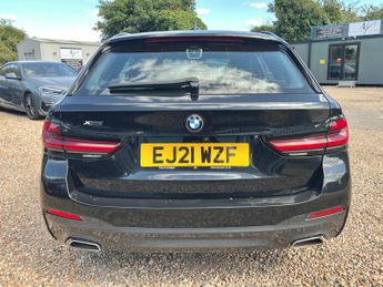 BMW 5 SERIES 2.0 520d MHT xDrive M Sport Touring Euro 6