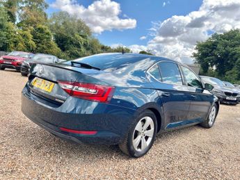 SKODA SUPERB 1.6 TDI GreenLine SE L Executive Hatchback 5dr Diesel Manual Eur