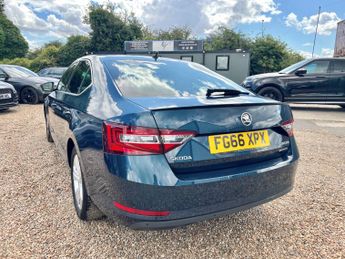 SKODA SUPERB 1.6 TDI GreenLine SE L Executive Hatchback 5dr Diesel Manual Eur