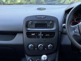 RENAULT CLIO 1.2 Play 1.2 16v 75