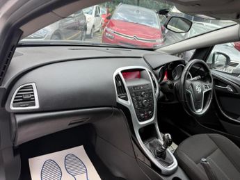 VAUXHALL ASTRA 1.6i SRi Euro 6 5dr