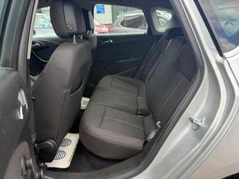 VAUXHALL ASTRA 1.6i SRi Euro 6 5dr