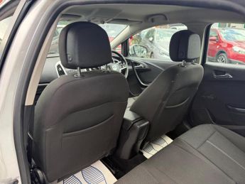 VAUXHALL ASTRA 1.6i SRi Euro 6 5dr