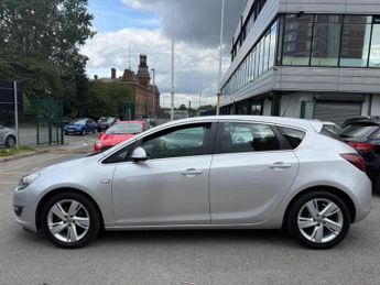 VAUXHALL ASTRA 1.6i SRi Euro 6 5dr