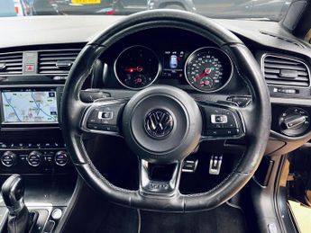 VOLKSWAGEN GOLF 2.0 TDI BlueMotion Tech GTD (Nav) DSG Euro 6 (s/s) 5dr