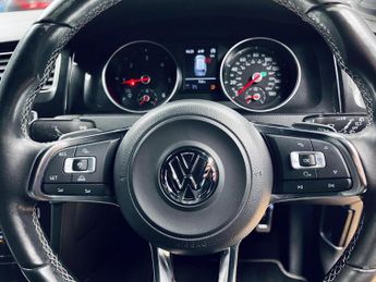 VOLKSWAGEN GOLF 2.0 TDI BlueMotion Tech GTD (Nav) DSG Euro 6 (s/s) 5dr