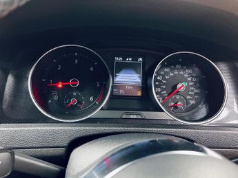 VOLKSWAGEN GOLF 2.0 TDI BlueMotion Tech GTD (Nav) DSG Euro 6 (s/s) 5dr