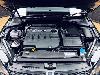 VOLKSWAGEN GOLF 2.0 TDI BlueMotion Tech GTD (Nav) DSG Euro 6 (s/s) 5dr