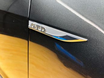 VOLKSWAGEN GOLF 2.0 TDI BlueMotion Tech GTD (Nav) DSG Euro 6 (s/s) 5dr