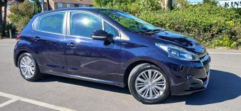Peugeot 208 1.2 PureTech Signature