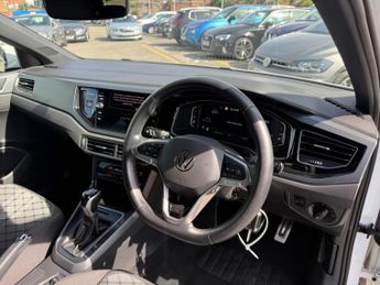 VOLKSWAGEN POLO 1.0 TSI R-Line DSG Euro 6 (s/s) 5dr