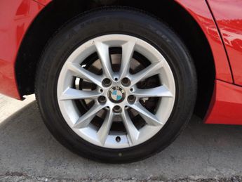 BMW 1 SERIES 1.6 116i ES AUTO 5dr