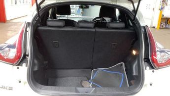 NISSAN JUKE 1.6 N-Connecta XTRON Euro 6 5dr