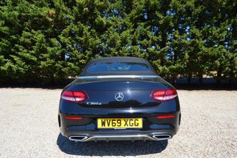 MERCEDES-BENZ C CLASS 2.0 C300d AMG Line