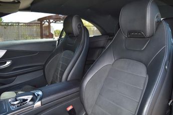 MERCEDES-BENZ C CLASS 2.0 C300d AMG Line