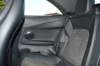MERCEDES-BENZ C CLASS 2.0 C300d AMG Line