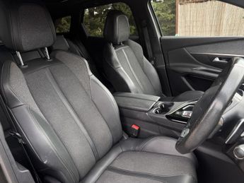 PEUGEOT 3008 1.5 BlueHDi GT Line Premium