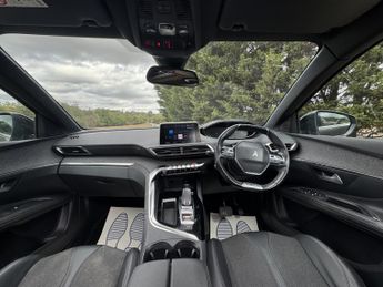 PEUGEOT 3008 1.5 BlueHDi GT Line Premium