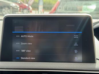 PEUGEOT 3008 1.5 BlueHDi GT Line Premium