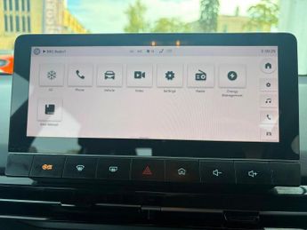 MG MG4 51kWh SE Auto 5dr