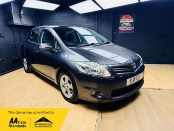 Toyota Auris 1.6 V-Matic TR